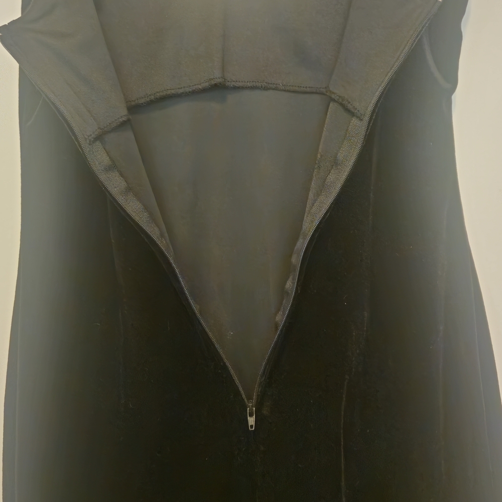Black Velvet Cocktail Dress - Picture 7 of 7